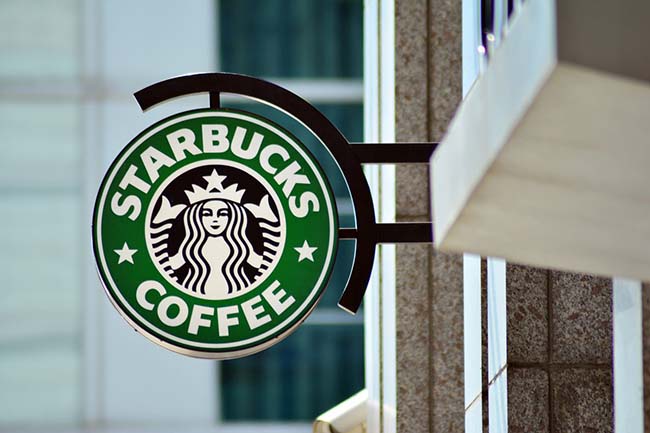 Mô hình 5 lực lượng cạnh tranh của Starbucks